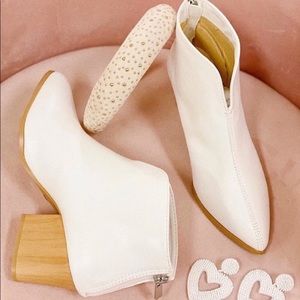 Qupid White Booties - new in box!